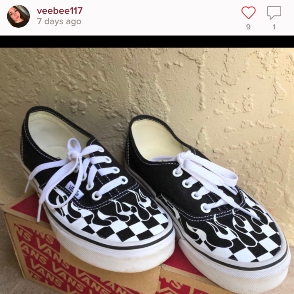 🏁 Checkered Vans 🏁